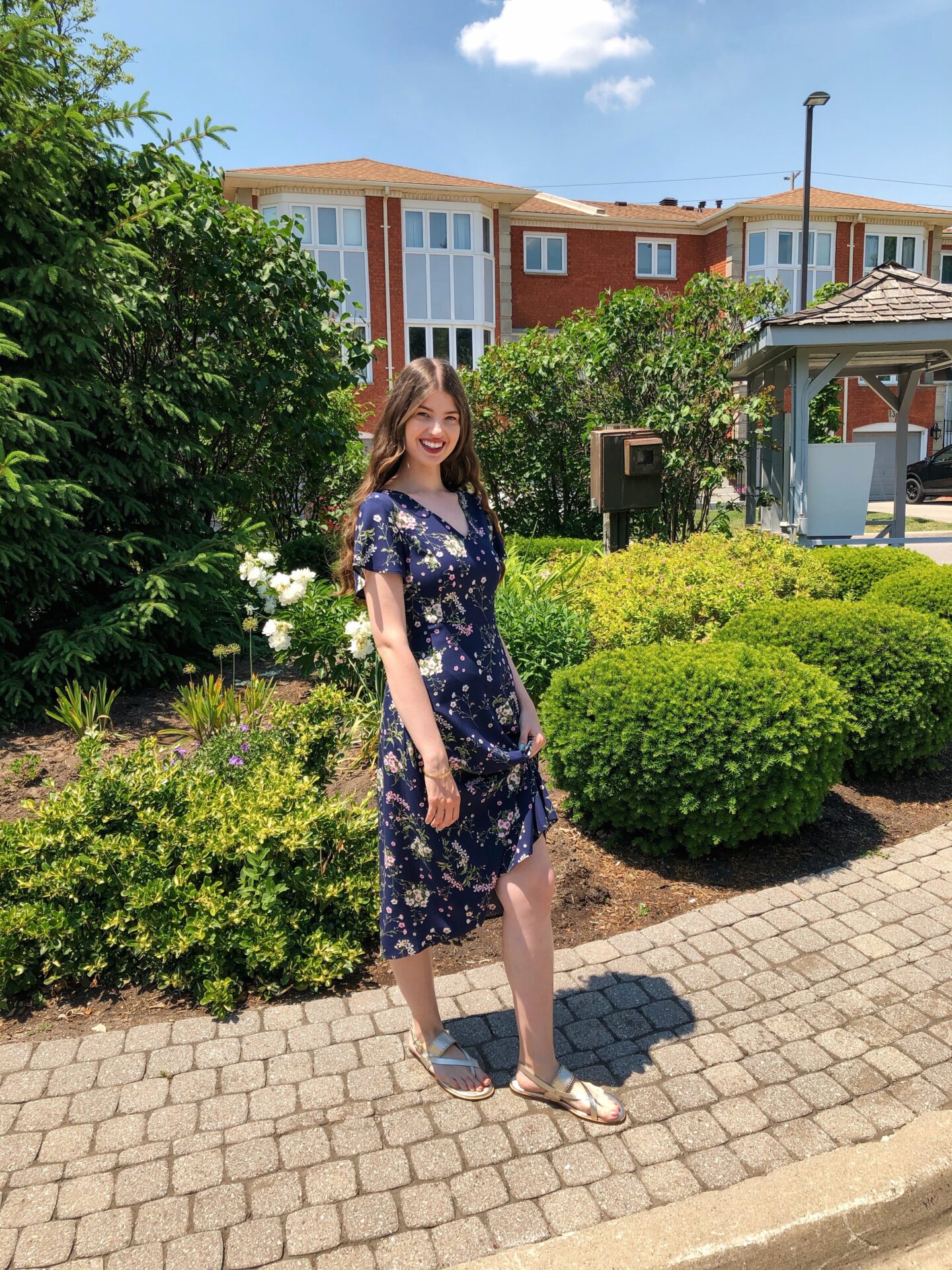 Old Navy Navy Floral Fit & Flare V-Neck Midi Dress, Cole Haan Soft Gold Metallic Leather Anica Scallop Thong Sandal